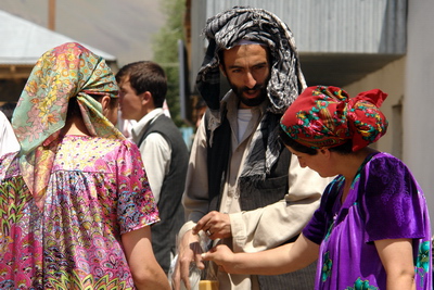 3-090801-afghan-markt-talib